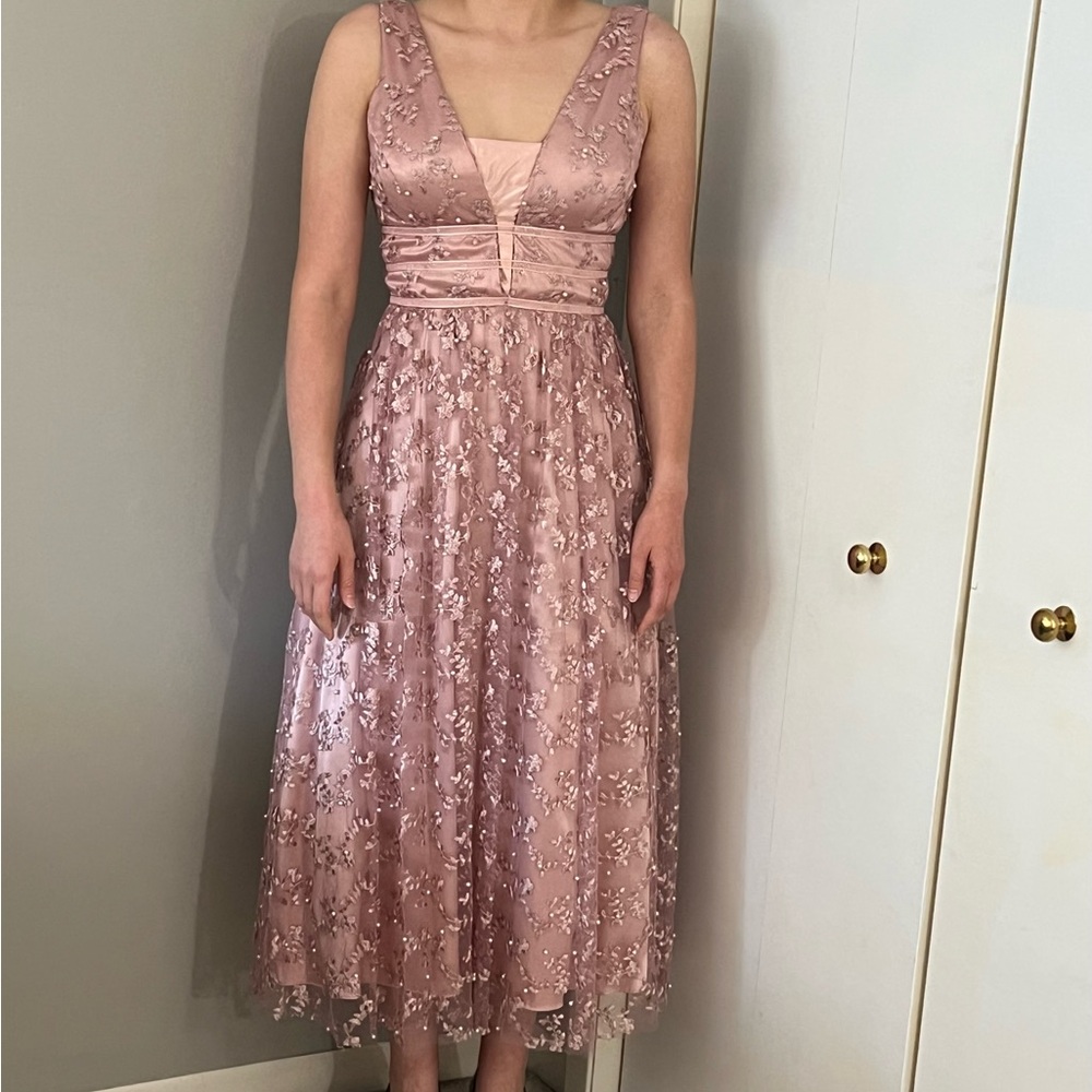 Elegant Avery G Dusty Pink Floral Lace Dress Tulle